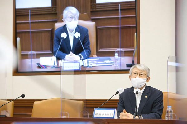 과학기술정보통신부 최기영 장관 [사진=과학기술정보통신부]