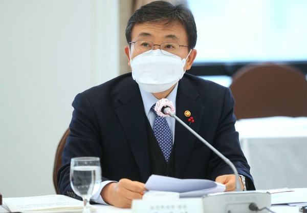 보건복지부 권덕철 장관 [사진=보건복지부]