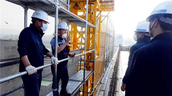 안전보건공단 패트롤 현장점검반 건설현장 안전점검 전경 [사진=고용노동부]