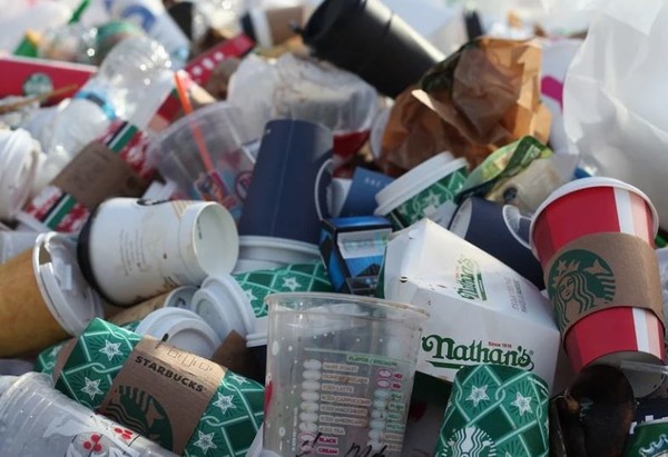 환경부가 생활폐기물 소각·매립량 증감에 따른 ‘자원순환기본법’ 시행령을 시행한다[사진=픽사베이]