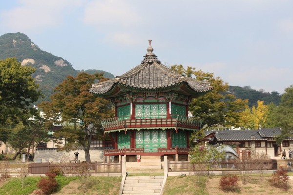 경복궁 향원정 복원 후 모습 [사진=문화재청]