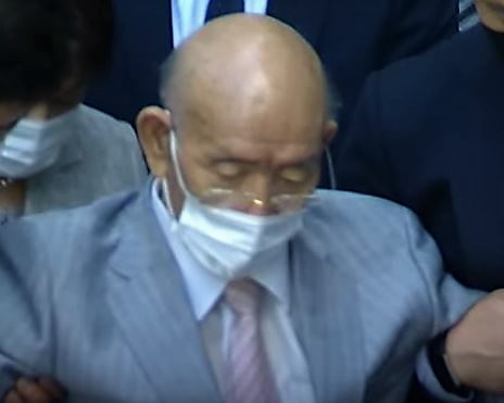 사망하기 최근의 전 두환 전 대통령 [사진=티비자료 화면 캡쳐]