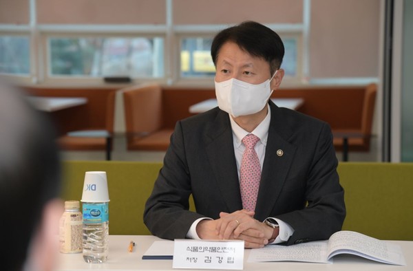 식품의약안전처 김강립 처장 [사진=식품의약안전처]