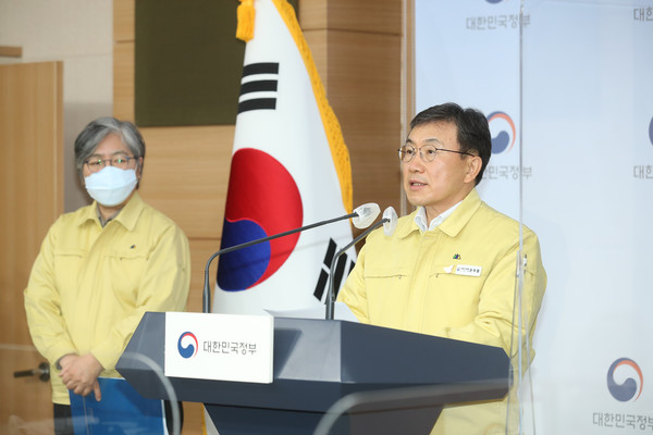 보건복지부 권덕철 장관 [사진=보건복지부]