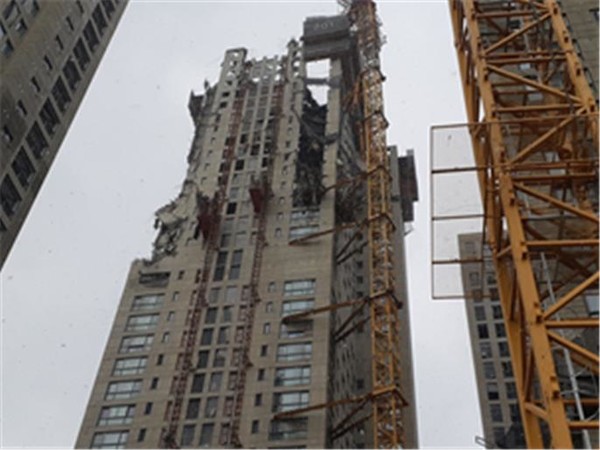 HDC 아파트 붕괴사고 현장 모습 [사진=국토교통부]