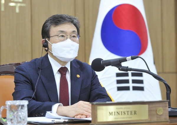 보건복지부 권덕철 장관 [사진=보건복지부]