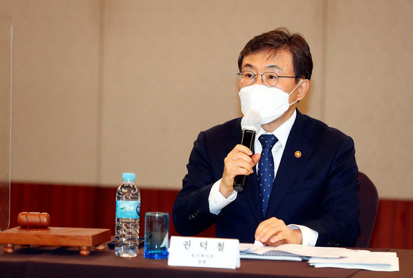 보건복지부 권덕철 장관 [사진=보건복지부]