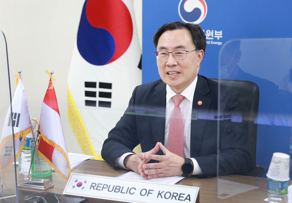 산업통상자원부 문승옥 장관 [사진=산업통상자원부]