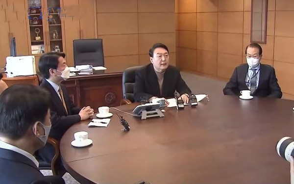 윤석열 대통령 당선인은 부산 엑스포의 성공적인 개최를 위해 적극 지원하겠다고 말했다.[사진=대통령 인수위원회]