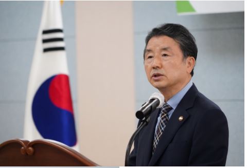 [사진=남성현 산림청장.  산림청 제공]