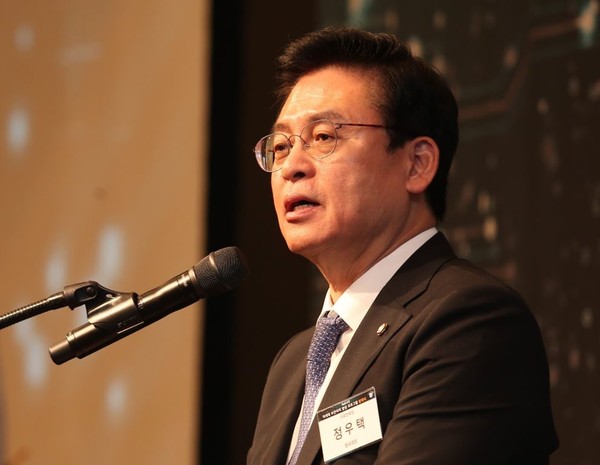 [사진=정우택 의원 실 ]