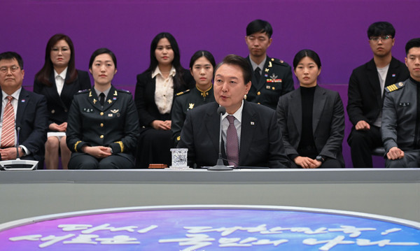 4월 5일 윤석열 대통령은 제2차 국정과제점검회의를 주재했다.(사진=대통령실)