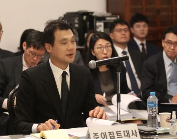 홍진욱 전 주 이집트 대사 [사진=홍진욱 인스타 그램 캡쳐]