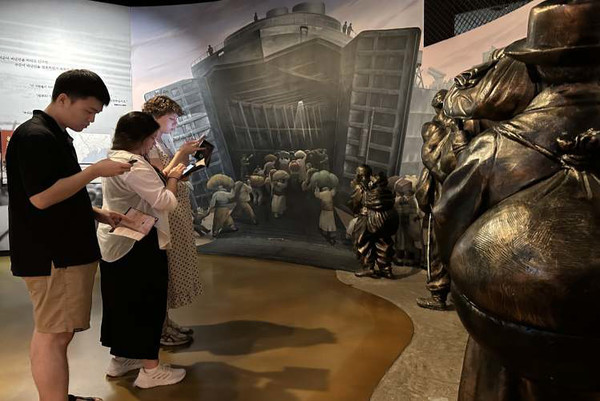 ‘로스트 솔져(LOST SOLDIER)’ 영문콘텐츠 사전점검 진행 모습 (사진=국가보훈부)