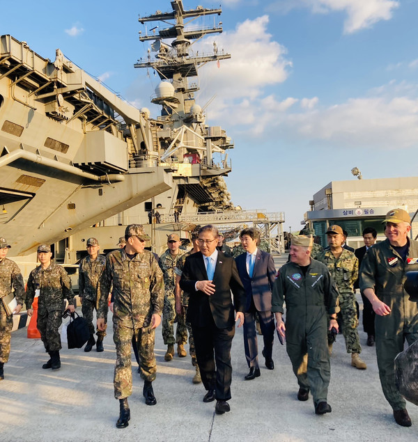 박진 장관, 미 항공모함 로널드 레이건함 방문 (사진=외교부)