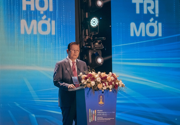 이상운 효성 부회장이 베트남 투자승인서 수여식에서 인사말을 전하고 있다. (사진=효성티앤씨)