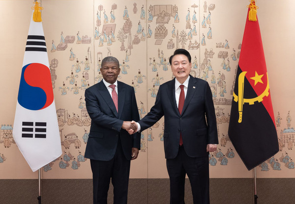 윤석열 대통령과 공식 방한한 주앙 로렌쑤 앙골라 대통령 (사진=대통령실)