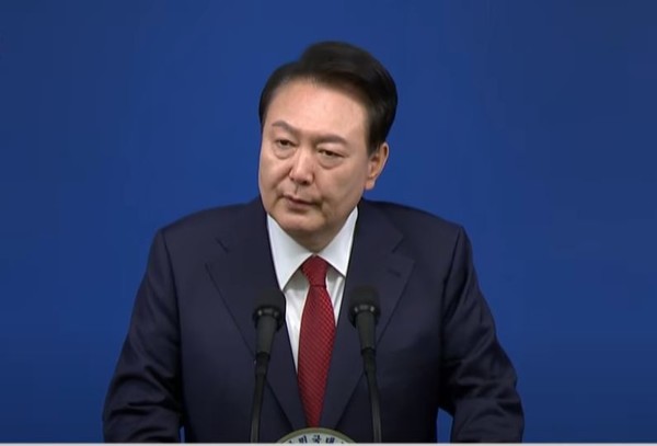 [사진=TV화면 생중계 촬영 캡쳐]