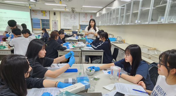 안산 고잔 고등학교 창의과학캠프[사진=시사뉴스피플]