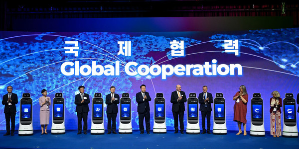 윤석열 대통령이 국가정보원과 국가보안기술연구소가 공동 주최한 ‘사이버 서밋 코리아(Cyber Summit Korea, CSK) 2024’에 참석했다. (사진=대통령실)