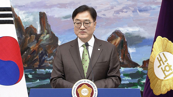 우원식 국회의장이 11일 서울 여의도 국회에서 현 시국과 관련해 기자회견을 하고 있다. (사진=공동취재단)