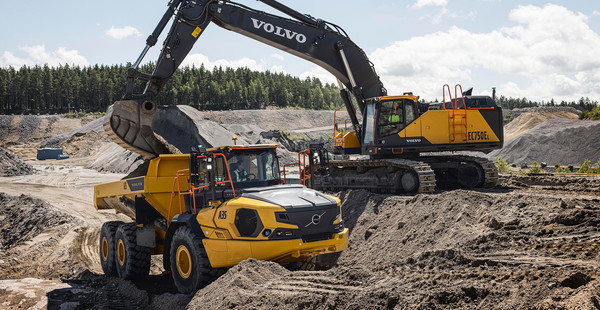 볼보그룹코리아가 국내 출시한 차세대 험지용 굴절식 덤프트럭 ‘A35’ (사진=볼보그룹코리아)
