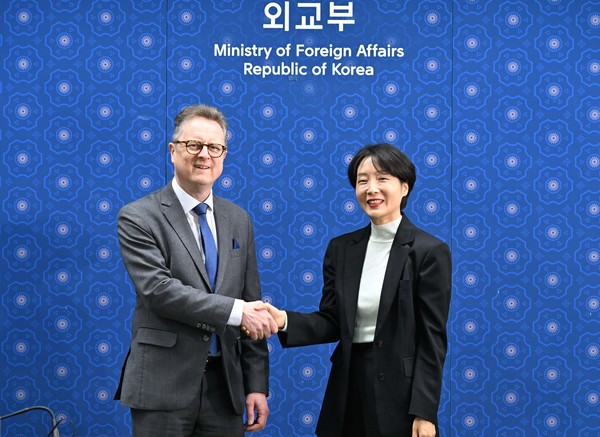 정의혜 인도-태평양 특별대표와 프랑크 하르트만 독일 외교부 아시아-태평양 총국장 (사진=외교부)