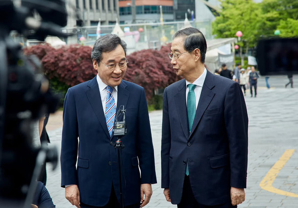 한덕수 무소속 대선 예비후보가 이낙연 새미래민주당 상임고문을 만났다.(사진=한덕수 SNS)