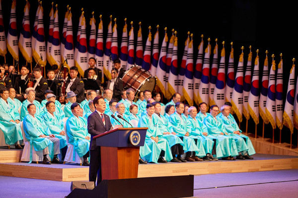 이재명 대통령이 지난 15일 서울 세종문화회관에서 열린 80주년 광복절 경축식에서 경축사를 하고 있다.(사진=대통령실)