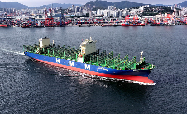 (사진=HJ중공업이 건조한 동급 컨테이너선)