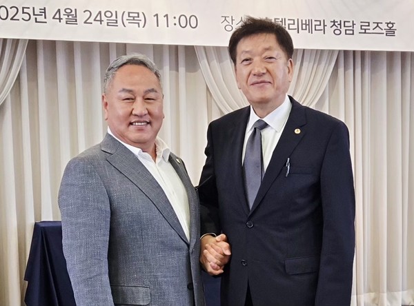 (사진=바르게살기운동중앙협의회 박무열 부회장(좌)과 김상훈 회장(우))