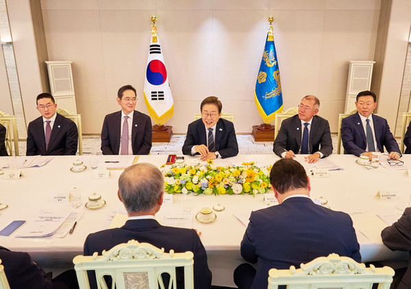 지난 6월 대통령실에서 열린 경제6단체, 기업인 간담회 모습 (사진=대통령실)