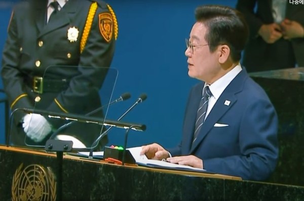 이재명 대통령은 2025년 9월 23일(현지 시간) 미국 뉴욕에서 열린 제80차 유엔총회에서 기조연설을 했다[사진=대통령실 동영상 캡쳐 ]