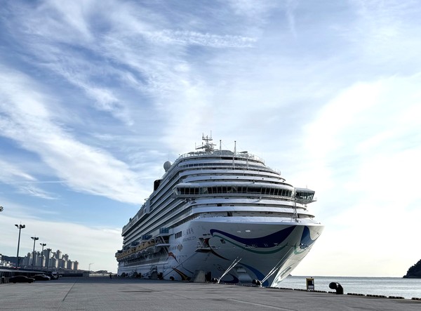 (사진=아도라 매직 시티호)